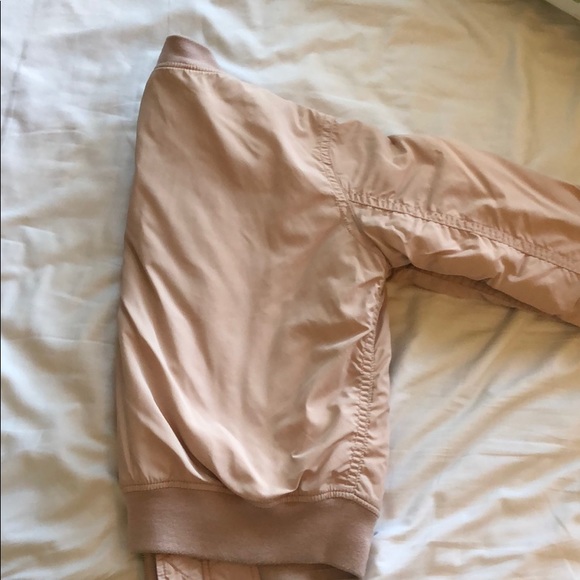 Gap women’s pastel pink bomber jacket - Picture 3 of 4